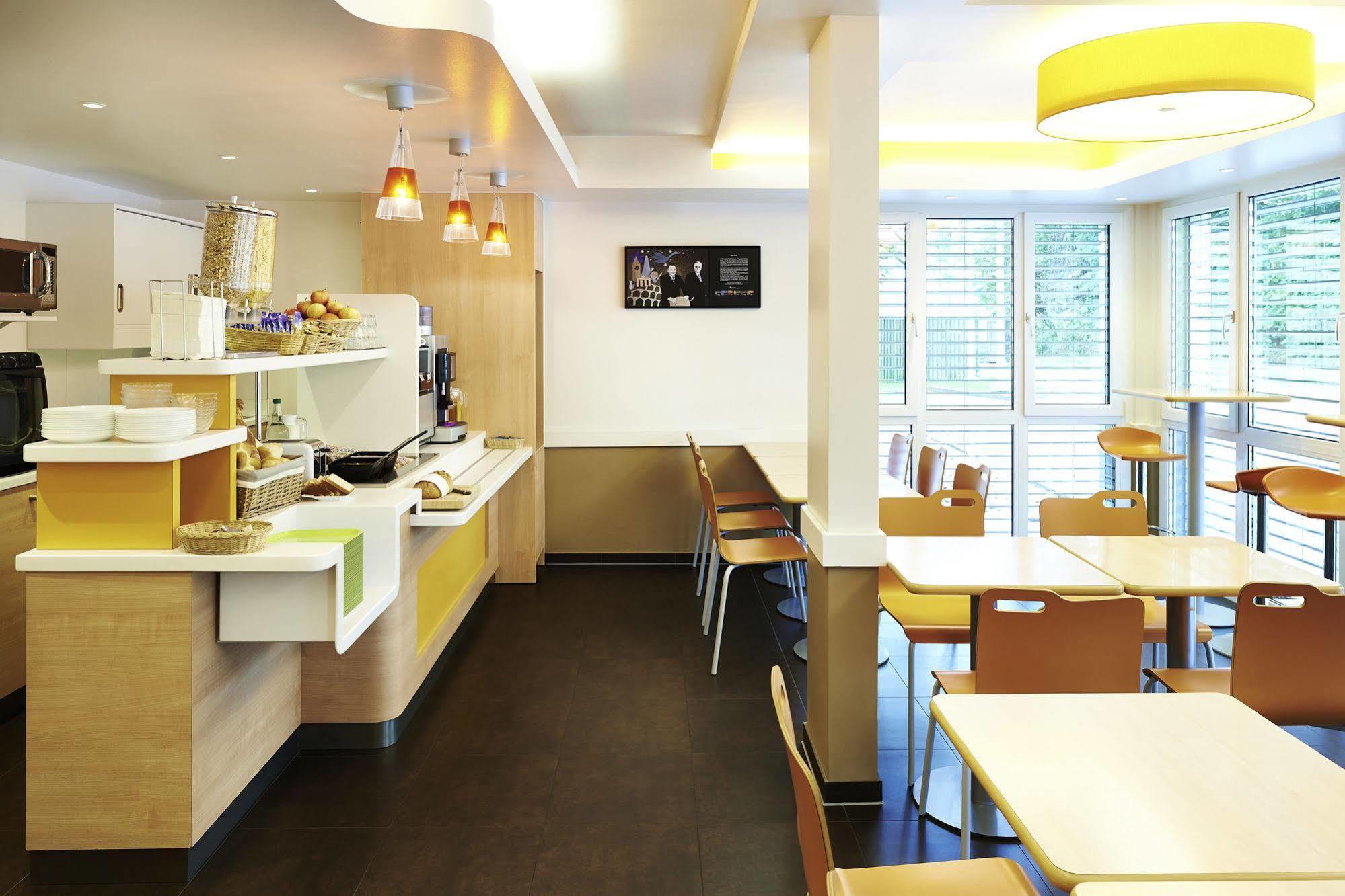 Ibis Budget Basel Pratteln Exterior foto